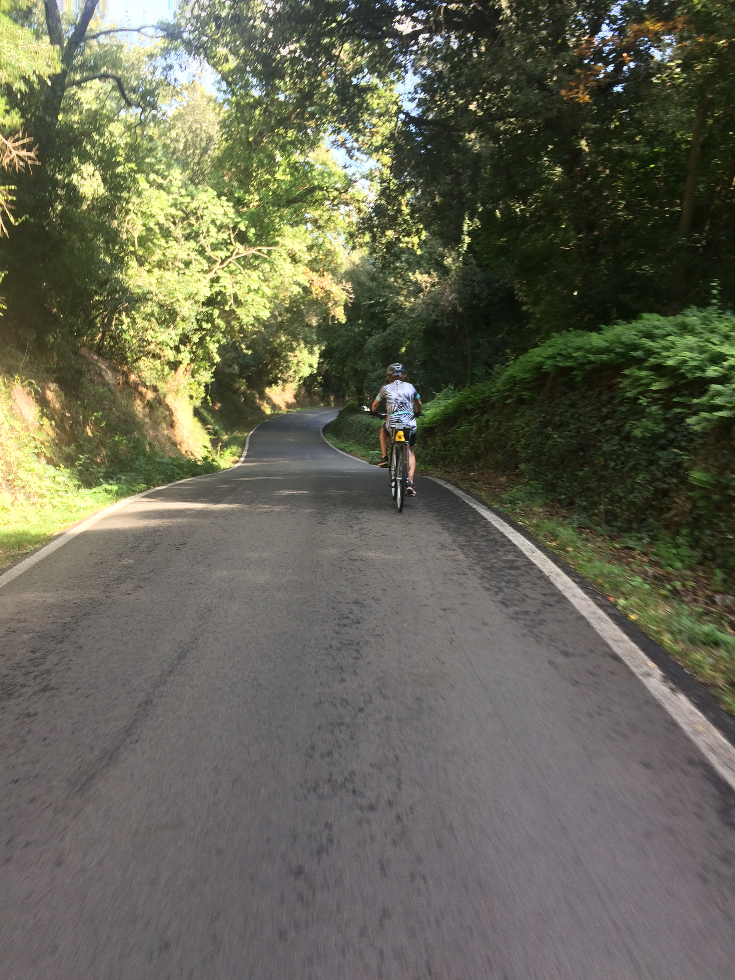 BIKING TUSCANY